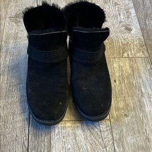 Ugg mini Bailey boot black sz 8 Women